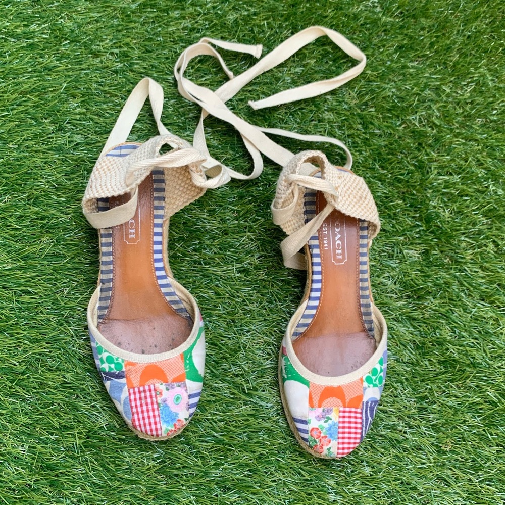Coach lace up Espadrilles 6B